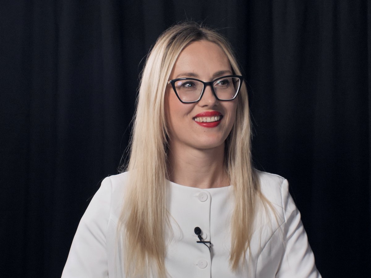 Host portrait on set